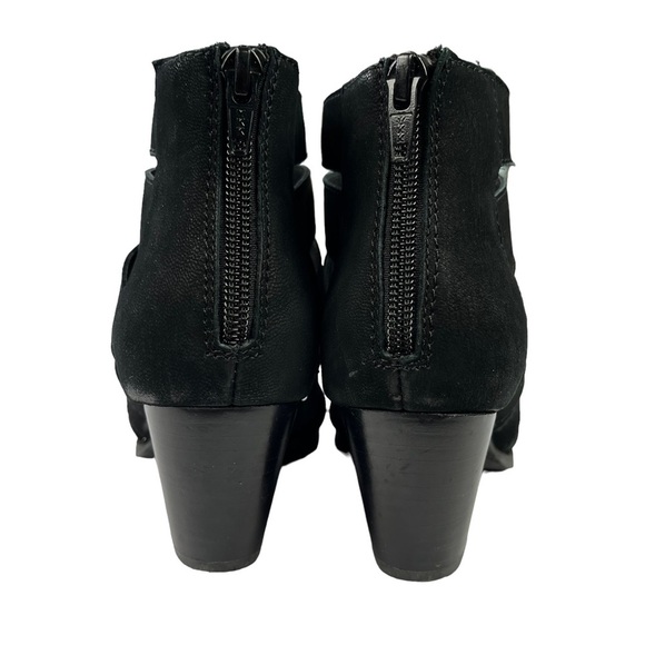 Vionic Harlow Black Leather Gladiator‎ Sandals Block Heel Back Zip Womens Size 6 - Picture 8 of 11